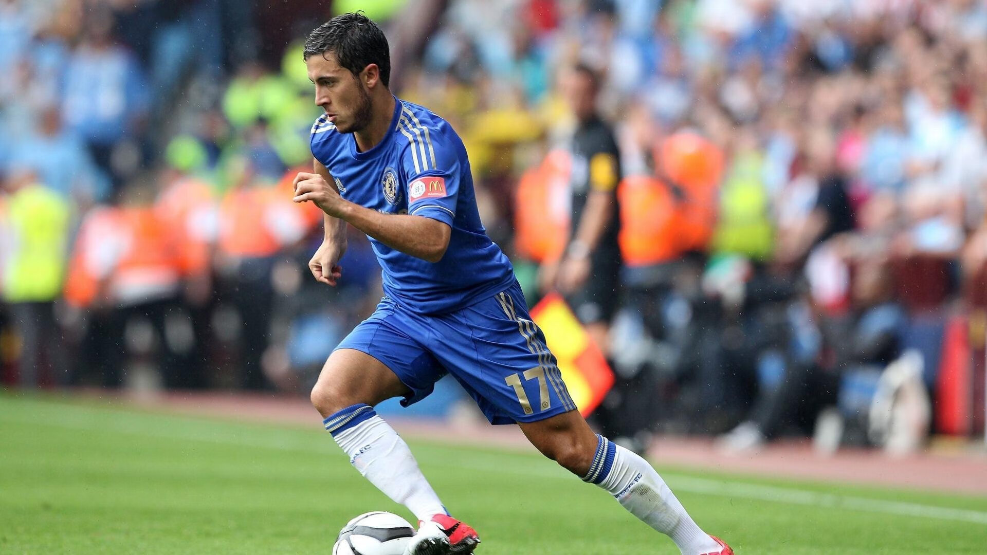 三笘薰爆发引领日本足球新纪元，中国关键战突围巴拉圭启示录